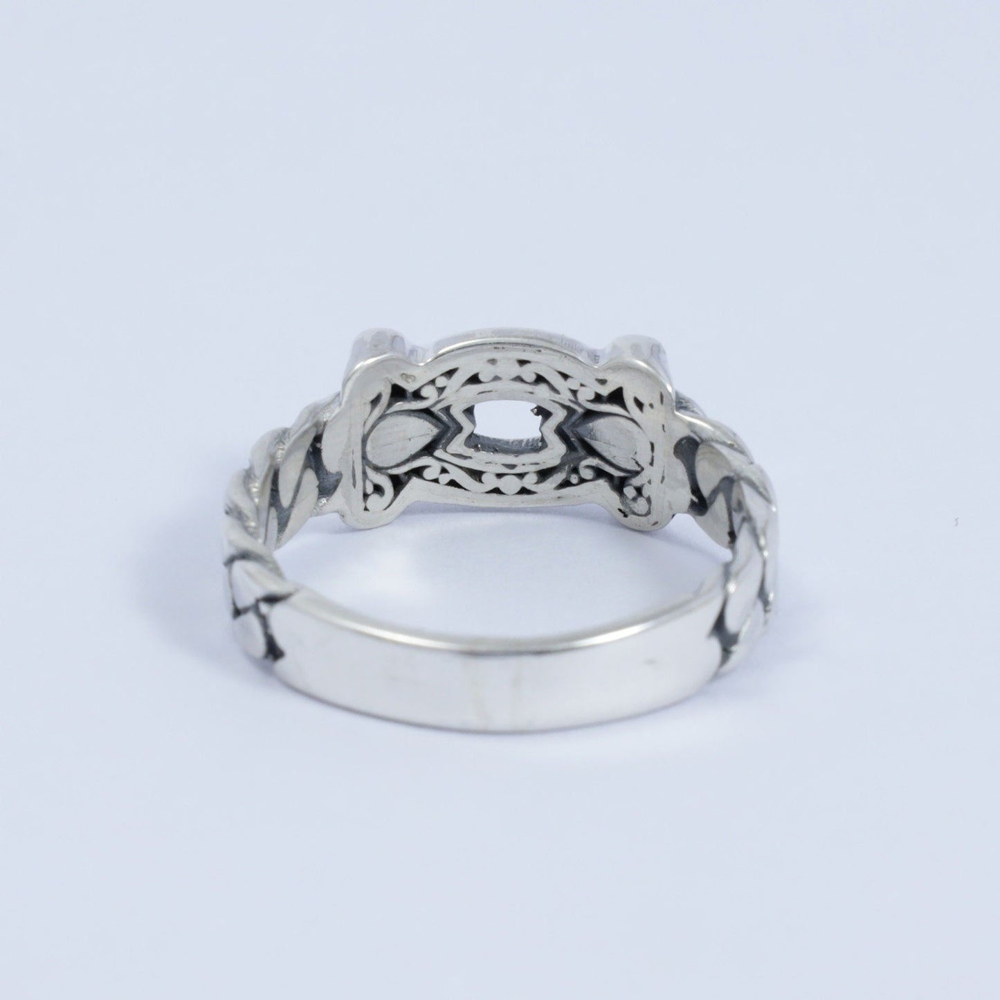 chain ring 925 sterling silver with filigree ornament and white crystal micro setting