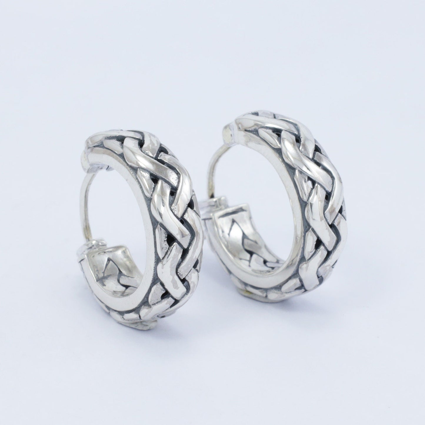 925 sterling silver hoop earrings with woven rope ornament