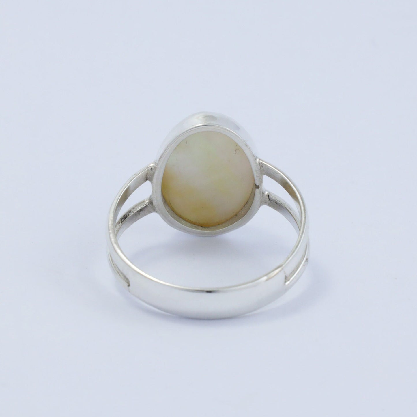 oval mabe pearl ring 925 sterling silver bezel set with split shank ring