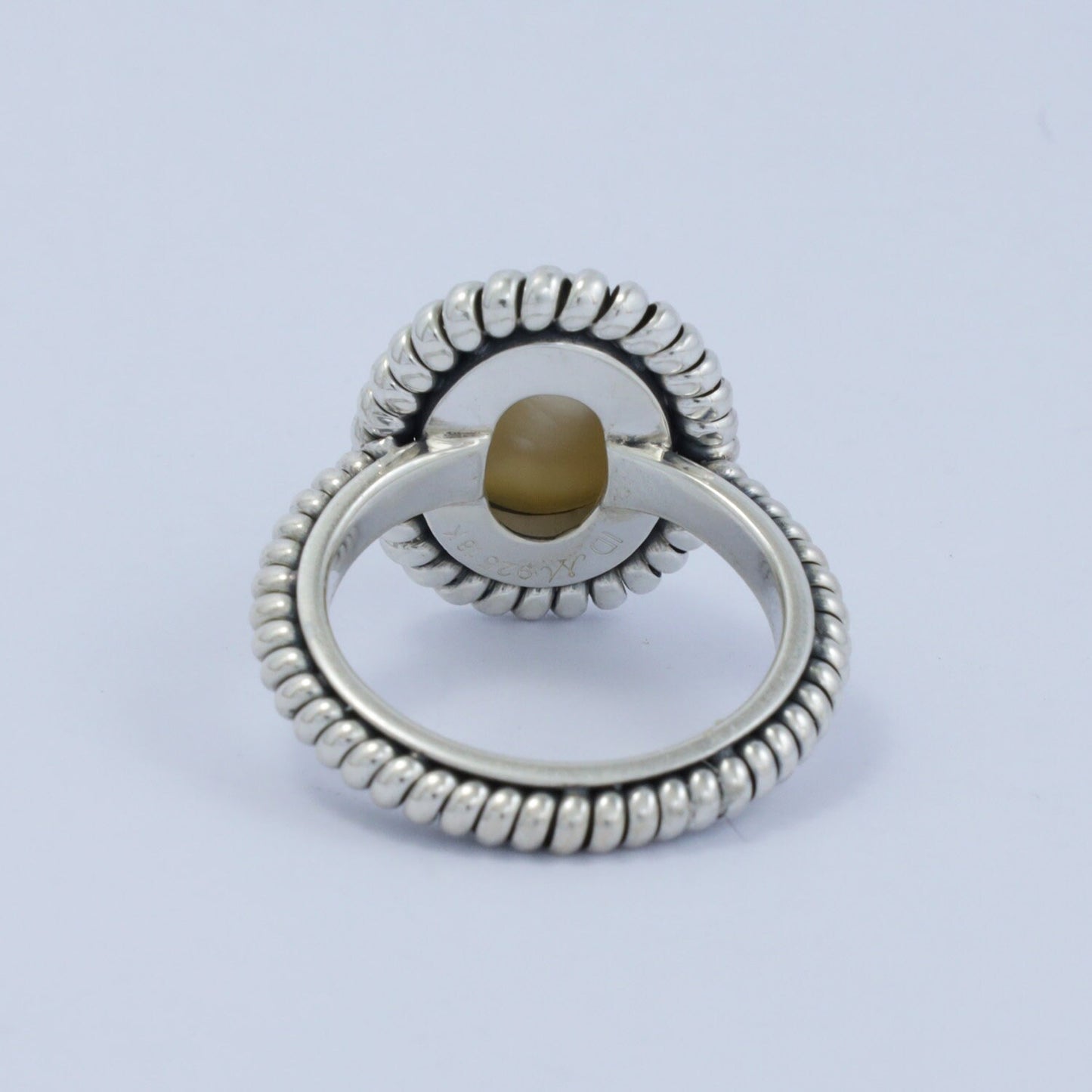 Oval pearl ring 925 sterling silver decorated with cable rope edge and 18k Yellow gold