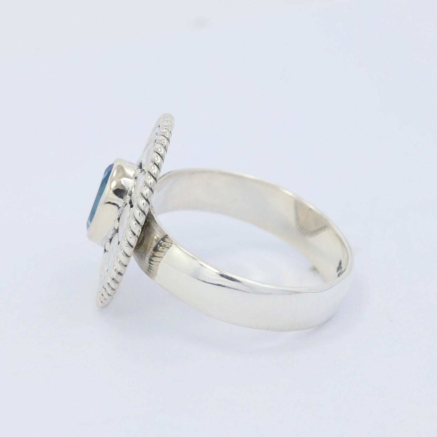 Swiss blue topaz ring 925 sterling silver decorated with Bali legacy ornament