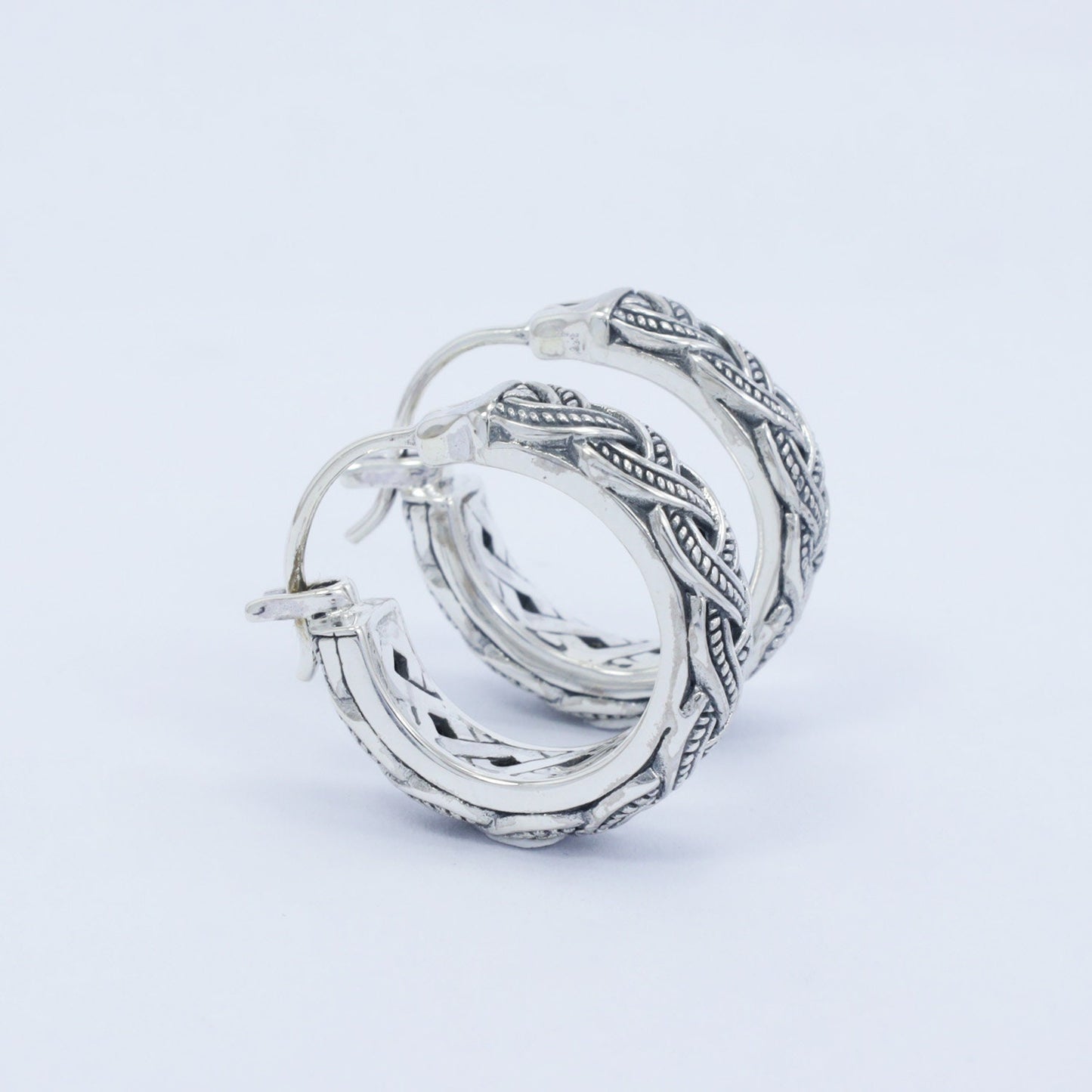 hoop earrings 925 sterling silver with rope style and antique finishing