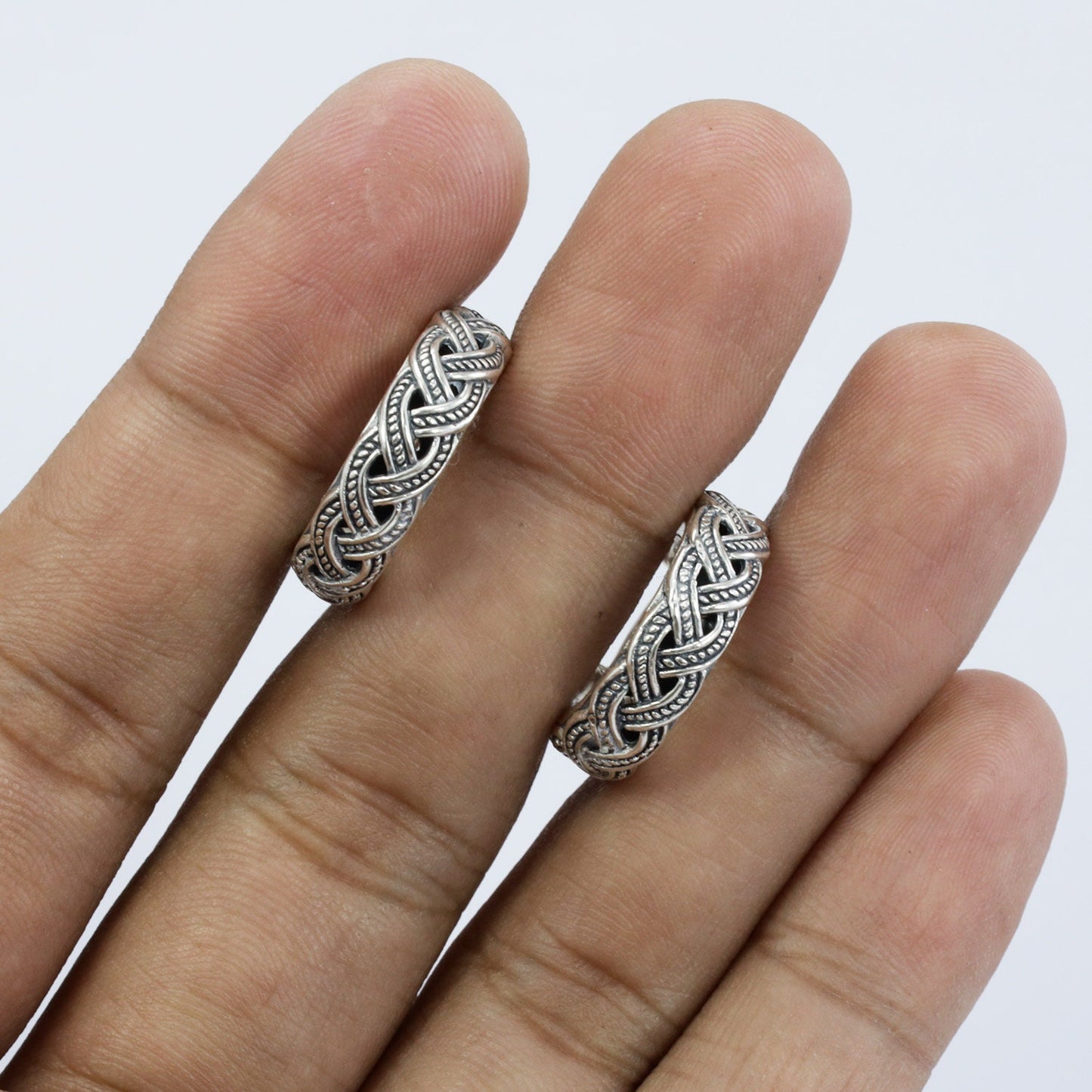 hoop earrings 925 sterling silver with rope style and antique finishing