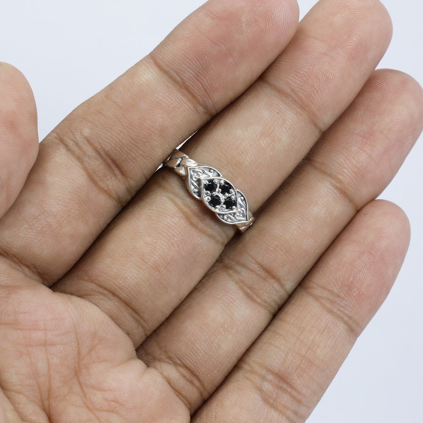lotus ring 925 sterling silver with genuine black spinel and chain ornament
