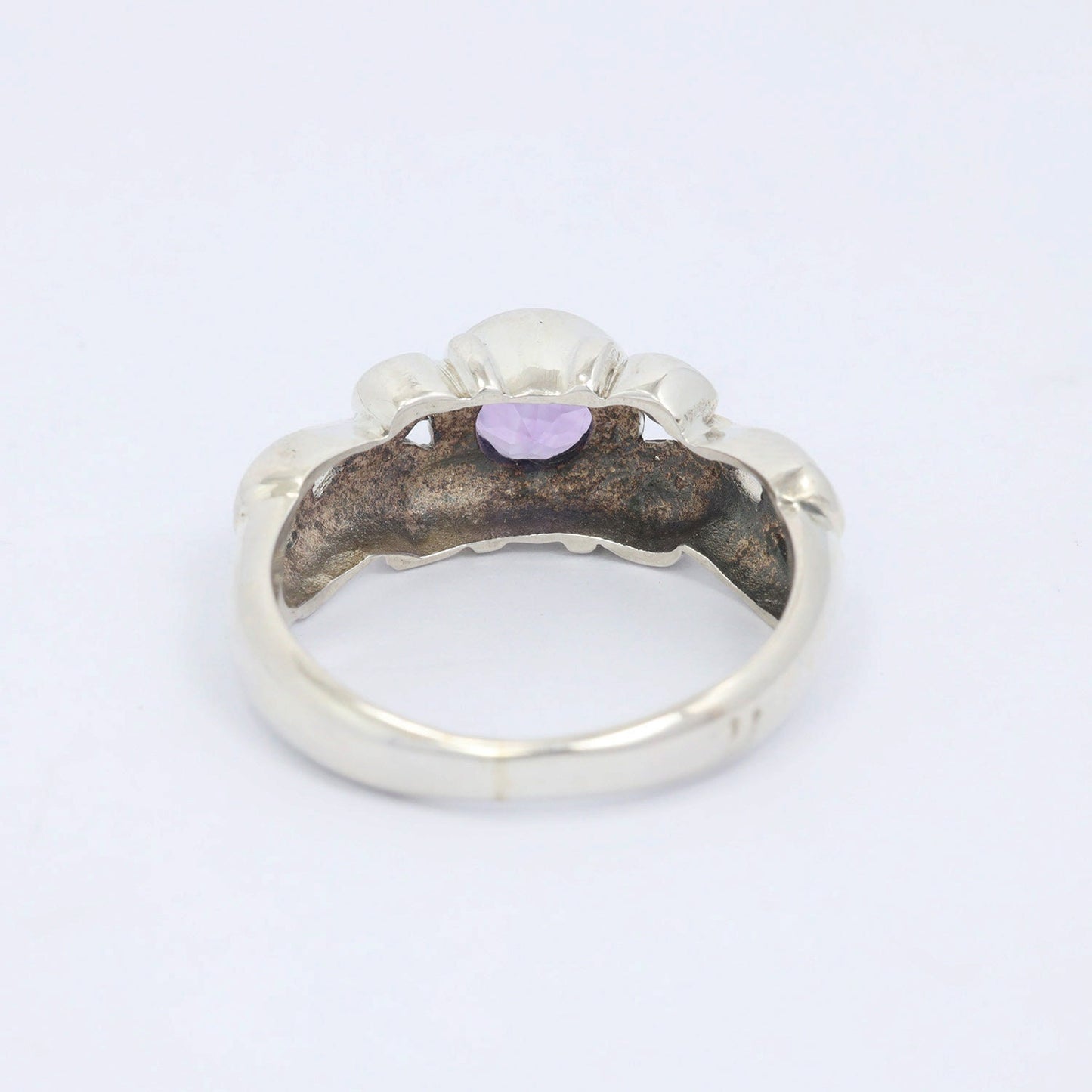 genuine amethyst ring 925 sterling silver decorated with swirl ornament