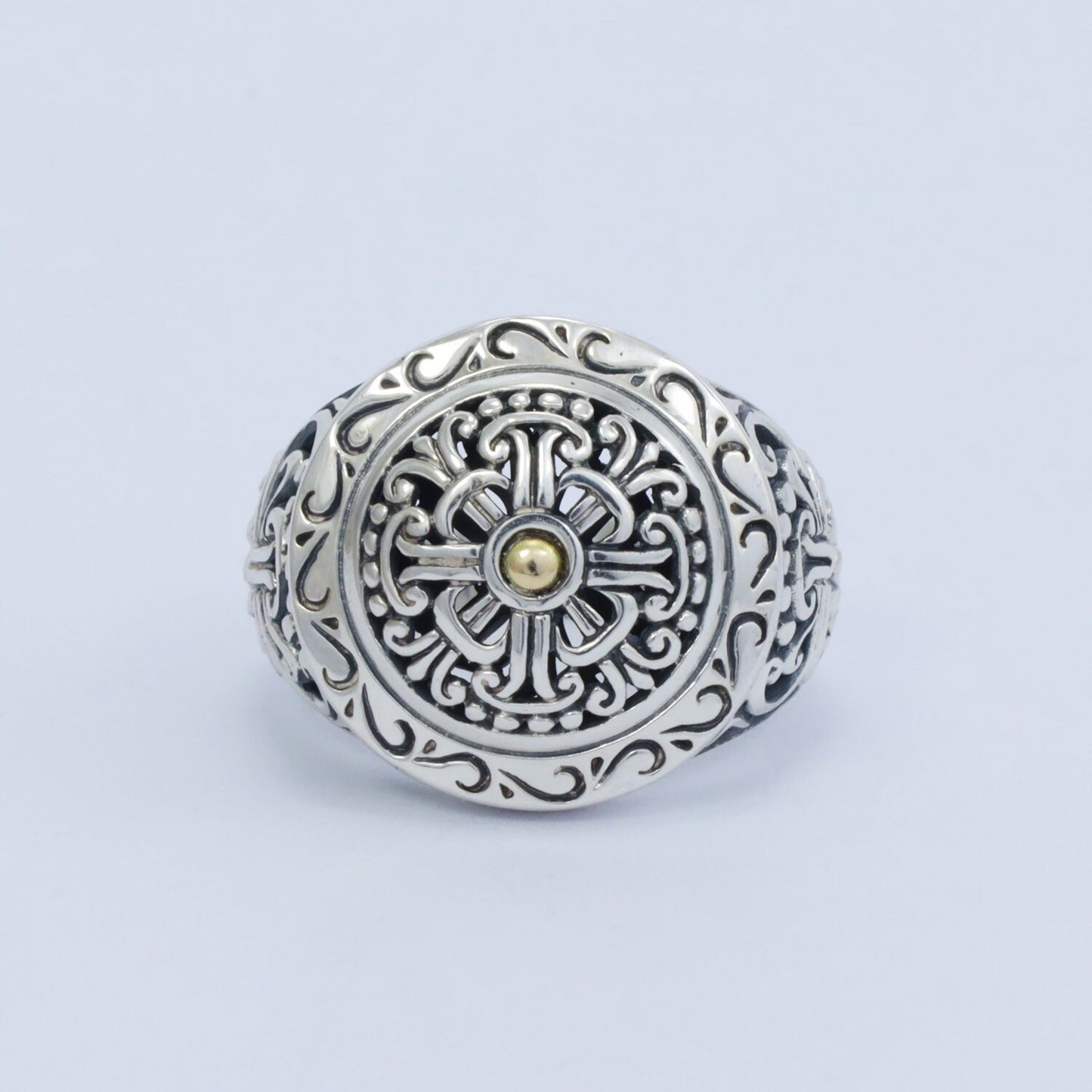 Round ring 925 sterling silver and 18K yellow gold with flower ornament and open work filigree