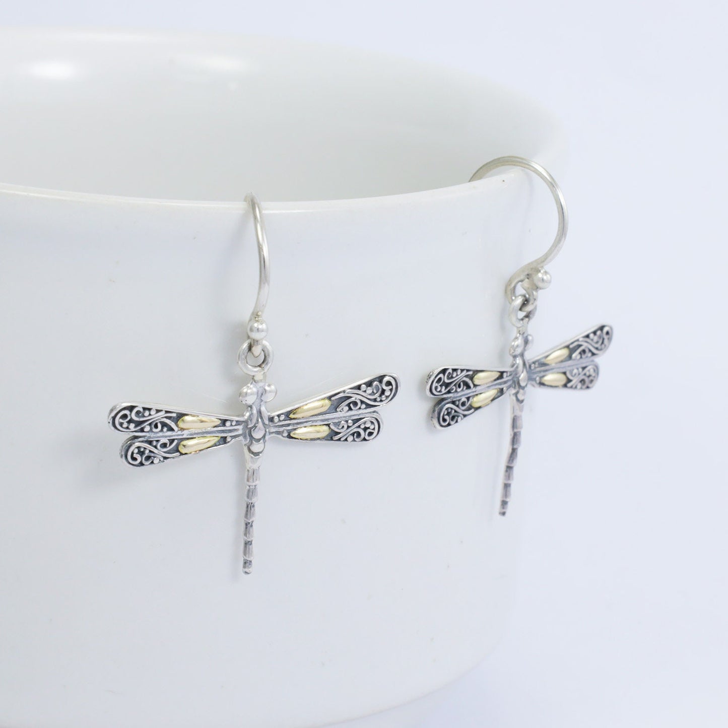 dragonfly earrings 925 sterling silver and 18K yellow gold decorated with detailed filigree ornament
