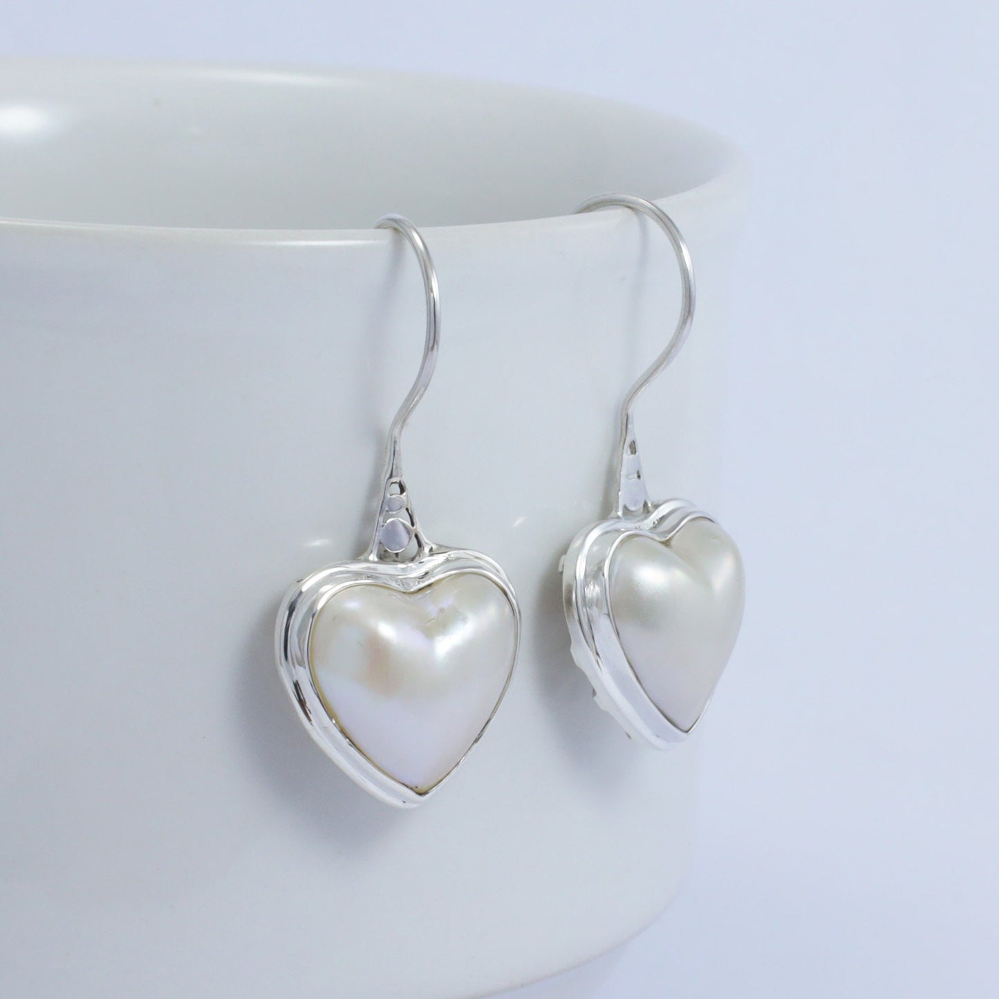 mabe pearl earrings heart shape 925 sterling silver bezel set with high polish finishing