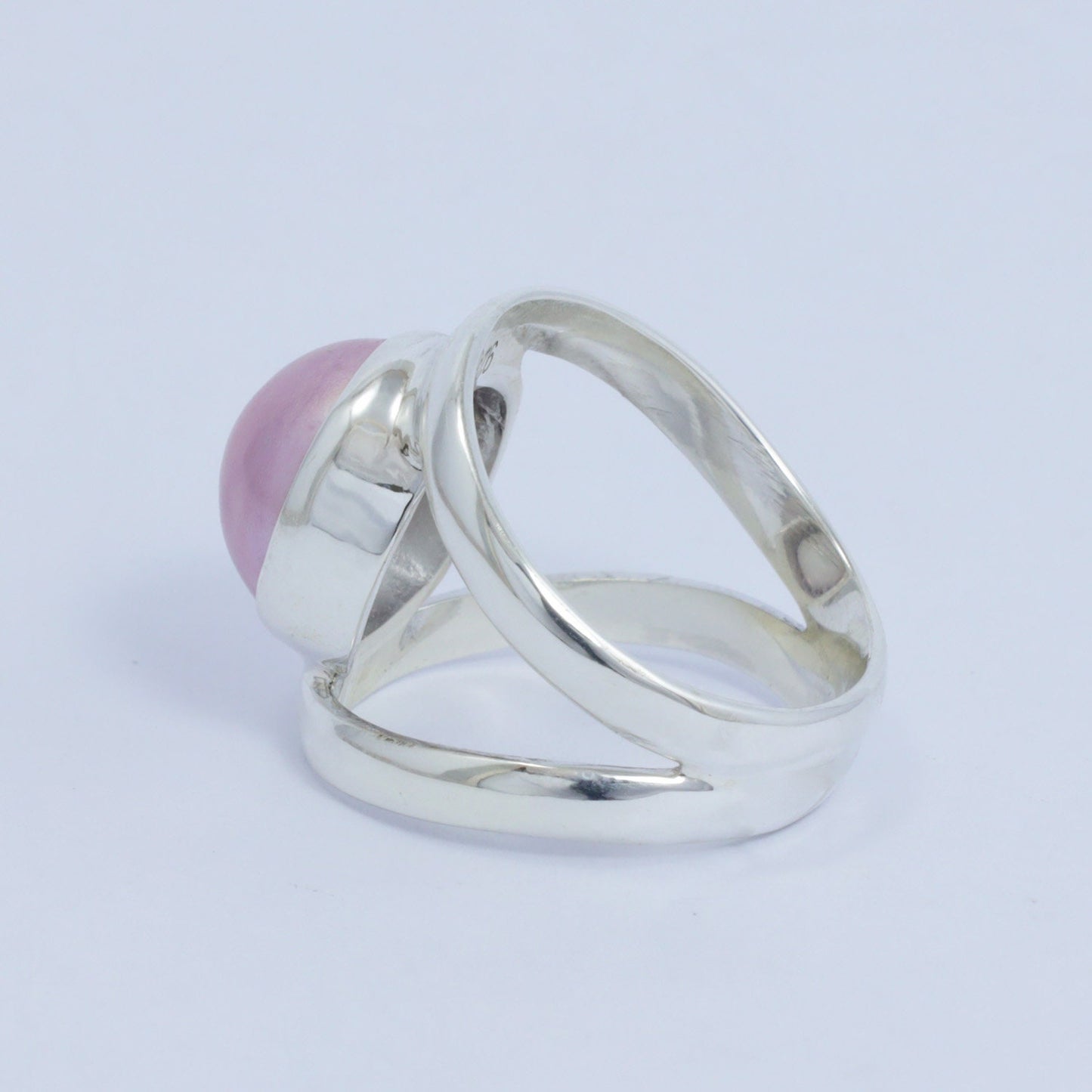 pink pearl ring 925 sterling silver with split shank ring and bezel set