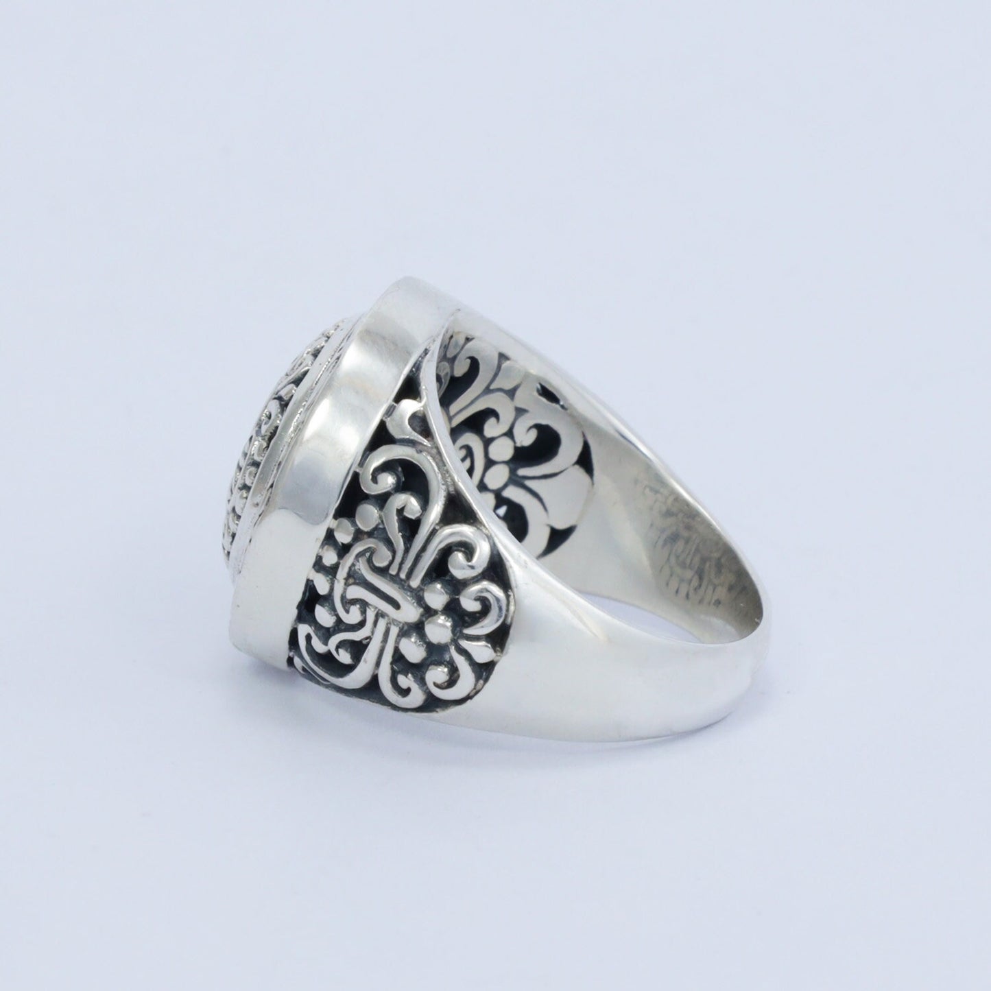 Round ring 925 sterling silver and 18K yellow gold with flower ornament and open work filigree