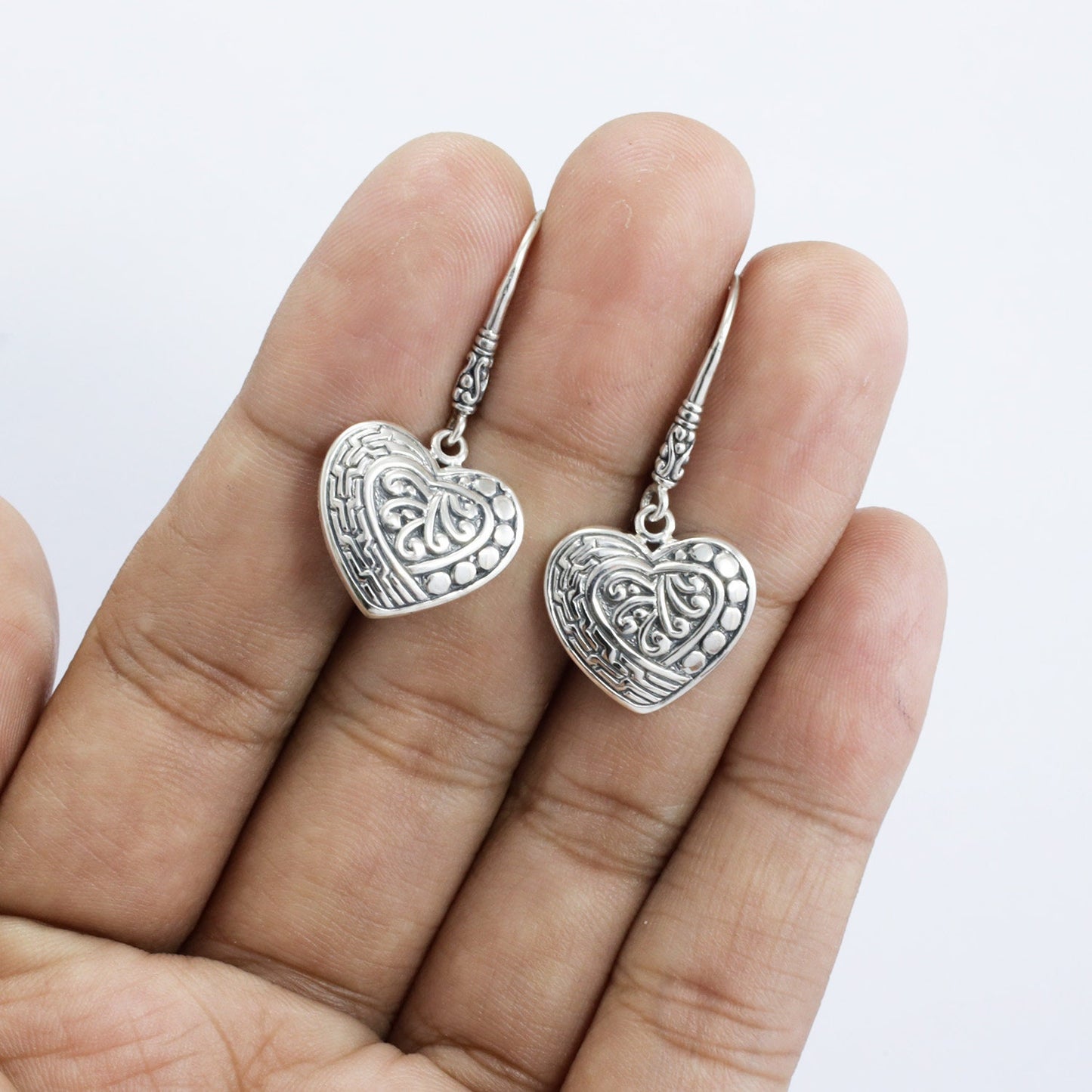 925 sterling silver earrings heart shape decorated with filigree ornament