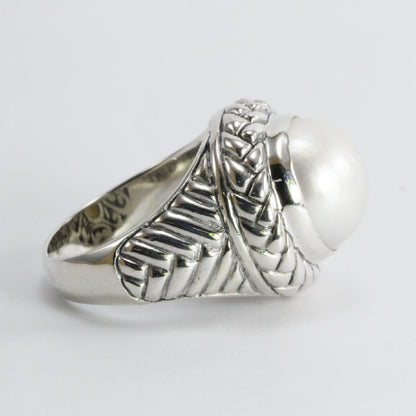 Bali Handmade ring 925 sterling silver with bezel set genuine 13 mm white mabe pearl decorated with beautiful woven art carving