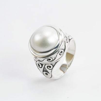 Bali Handmade ring 925 sterling silver with bezel set genuine 13 mm white mabe pearl decorated with beautiful sea wave art carving