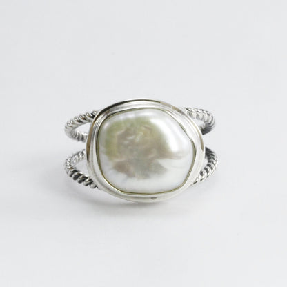 Handmade Split shank cable ring with free shape genuine Baroque Pearl, biwa Pearl ring with bezel 925 sterling silver ring