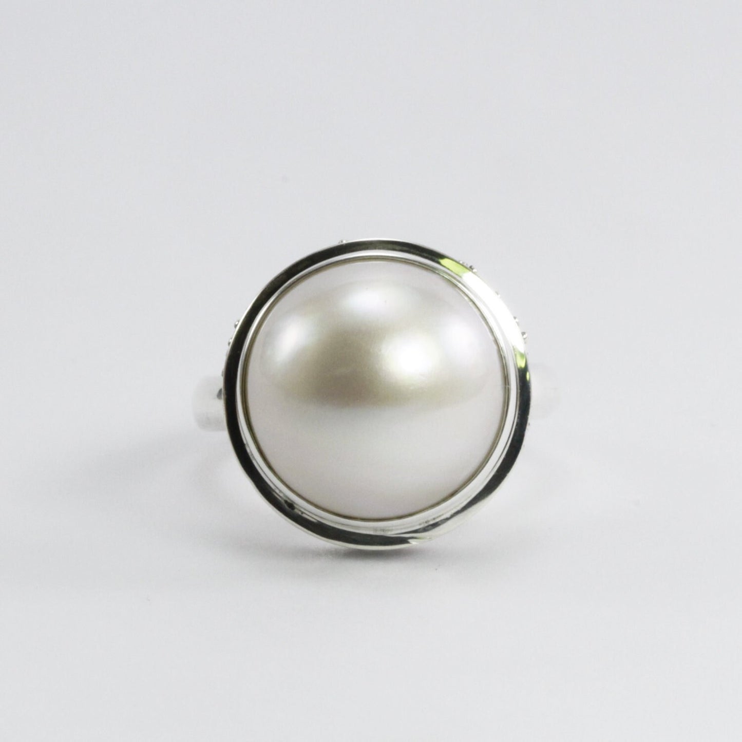 Genuine Round mabe pearl ring set in 925 sterling silver caviar dot carving