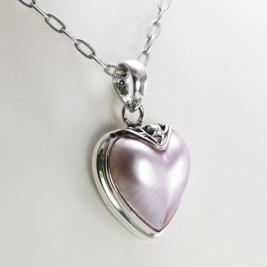 Genuine 19*19 MM heart shape Mabe pearl set in 925 sterling silver pendant bezel set decorated with flower filigree, heart pearl pendant