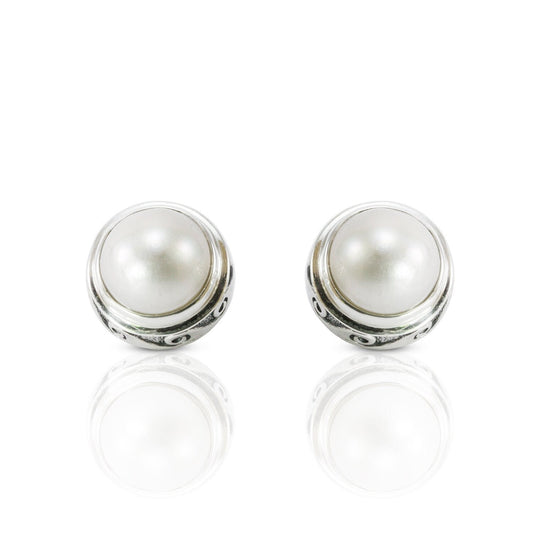 Elegant Round white mabe Pacific ocean pearl stud earrings set in Bali handmade 925 sterling silver decorated with sea wave art carving