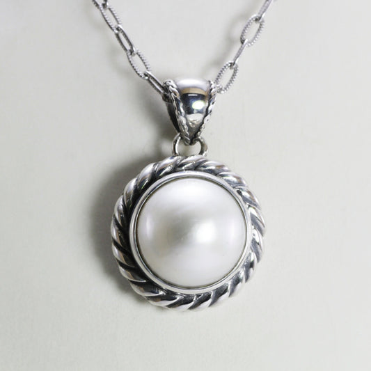 white Mabe pearl set in handmade 925 sterling silver necklace pendant decorated with cable style