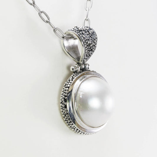 white mabe pearl pendant necklace 925 sterling silver decorated with caviar ornament