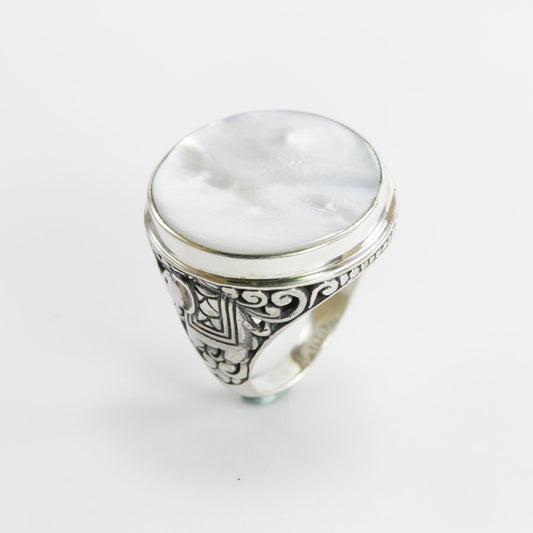 BLISTER pearl ring set in 925 sterling silver decorated with Bali art filigree ornament