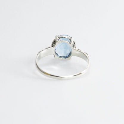 swiss Blue Topaz ring set in 925 sterling silver ring, solitaire ring with swiss blue topaz