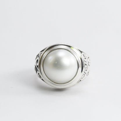 Bali Handmade ring 925 sterling silver with bezel set genuine 13 mm white mabe pearl decorated with beautiful sea wave art carving