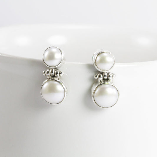 Double Round genuine Freshwater Pearl stud earrings set in 925 sterling silver with push back closure, promise pearl stud earrings