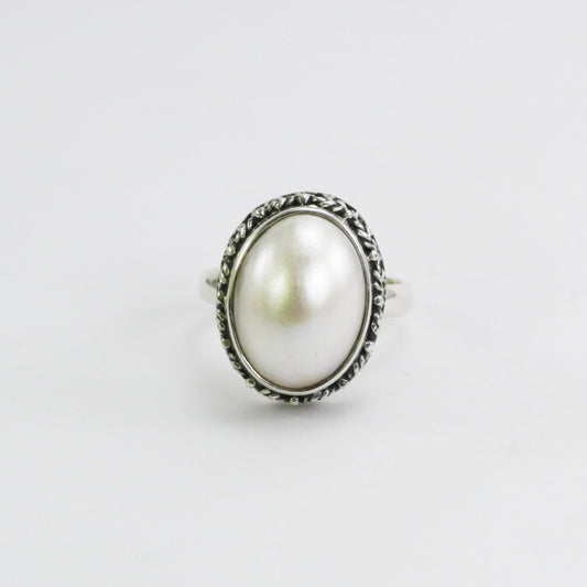mabe pearl ring 925 sterling silver oval shape  17*14 mm decorated with swirl crown filigree ornament
