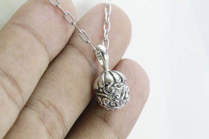 Acorn pendant necklace 925 sterling silver with swirl filigree ornament art