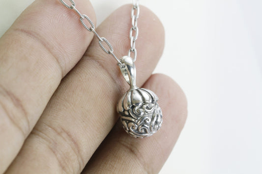 Acorn pendant necklace 925 sterling silver with swirl filigree ornament art