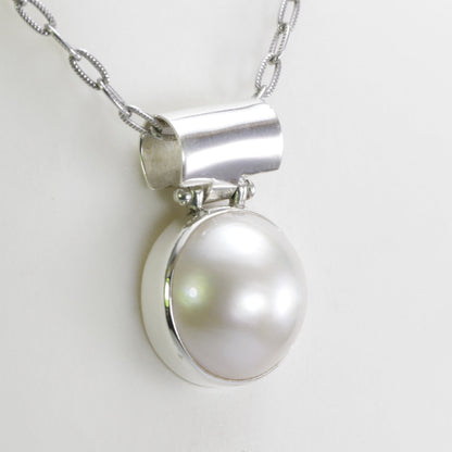 mabe pearl pendant necklace 16 MM round set in 925 sterling silver with chocker bale style
