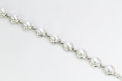 link bracelet 8-9" inch with natural Freshwater Pearl set in 925 sterling silver with lobster claw