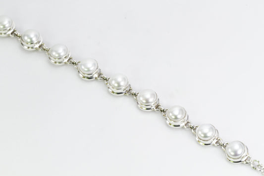 link bracelet 8-9" inch with natural Freshwater Pearl set in 925 sterling silver with lobster claw