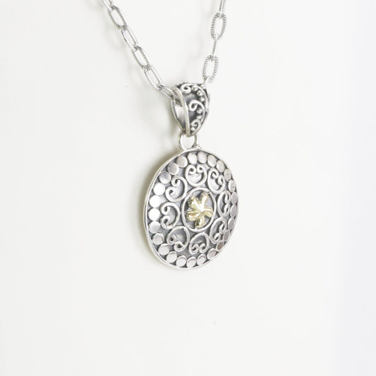 Round pendant necklace 925 sterling silver with frangipani flower filigree art pattern decorated with 18K real yellow Gold
