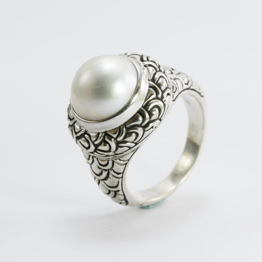 Genuine round mabe pearl ring set in 925 sterling silver decorated with dragon skin carving, 12 mm round white mabe pearl ring