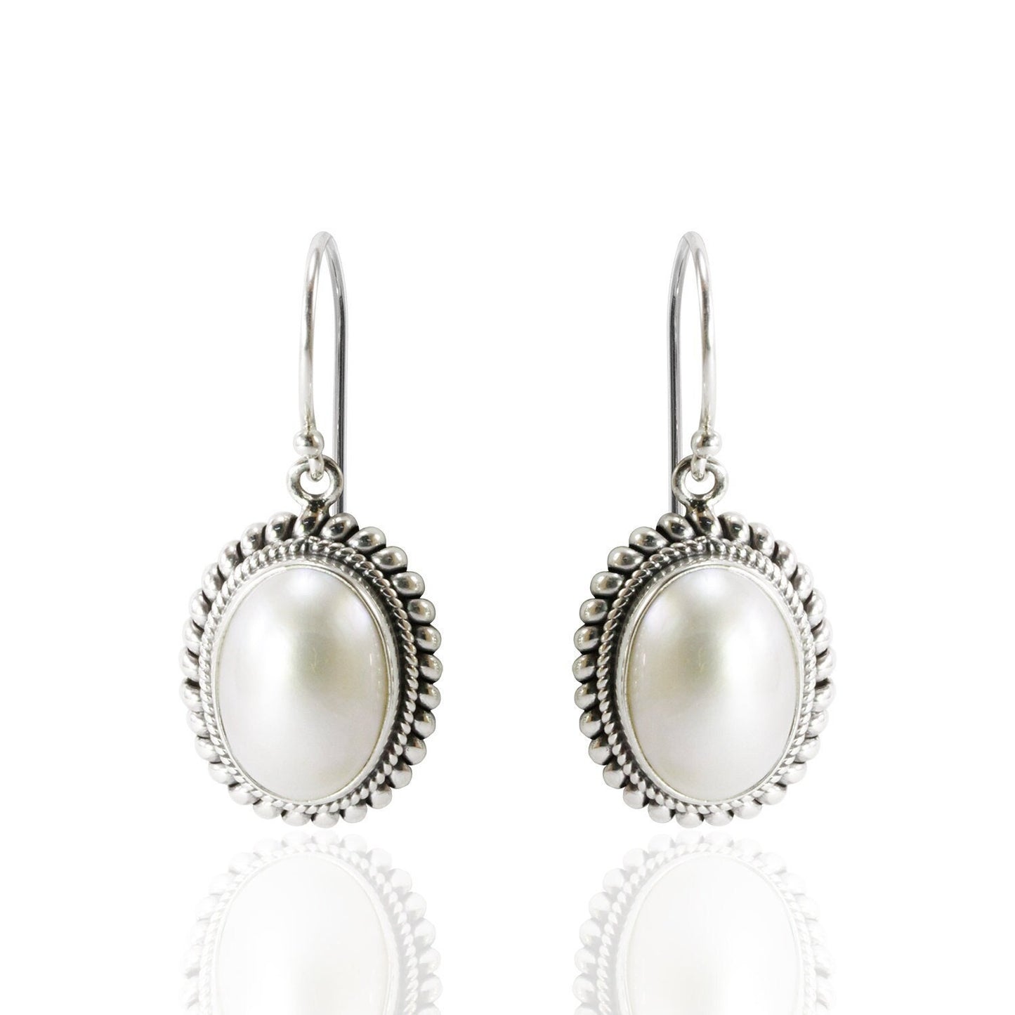Beautiful dangle drop oval 10*14 mm mabe pearl earrings set in bezel handmade woven cable edge 925 sterling silver, oval pearl earrings