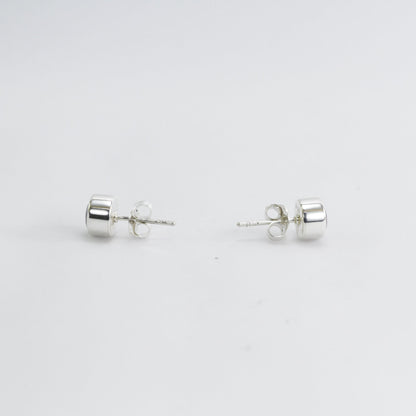 Round Sapphire Stud Earrings 6 mm Round set in 925 sterling silver, Natural Sapphire stud