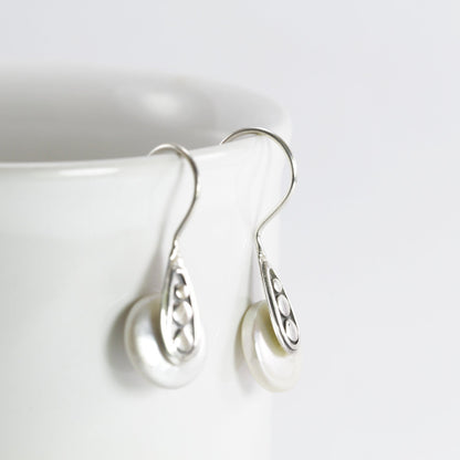freshwater pearl earrings 925 sterling silver decorated with dot ornament