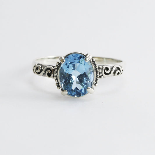 swiss Blue Topaz ring set in 925 sterling silver ring, solitaire ring with swiss blue topaz