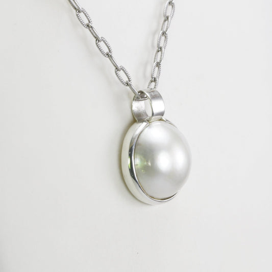 Mabe Pearl pendant necklace 925 sterling silver, Beautiful Round pearl 17 mm