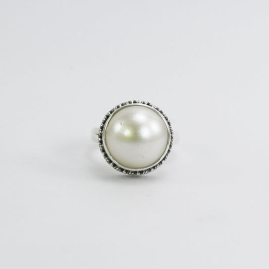 white mabe pearl ring 925 sterling silver 16 mm round decorated with  handmade crown filigree ornament