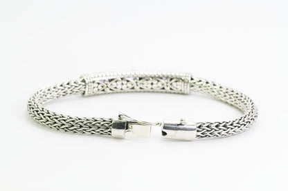 925 sterling silver bracelet 8.5" inch length decorated with genuine blue topaz and amethyst, woven chain bracelet