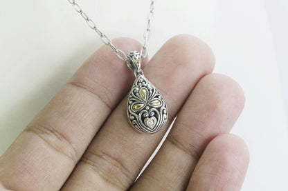 Tear drop pendant necklace 925 sterling silver decorated with 18K gold accent and open work ornament art