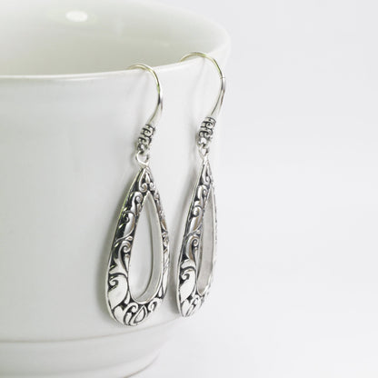 925 sterling silver earrings tear drop shape decorated with swirl filigree