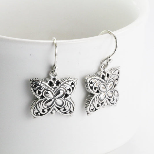 Silver earrings florist carving in 925 sterling silver, Bali carving silver earrings dangle