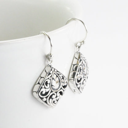 Earrings square carving in 925 sterling silver, Bali carving silver earrings dangle, florist earrings