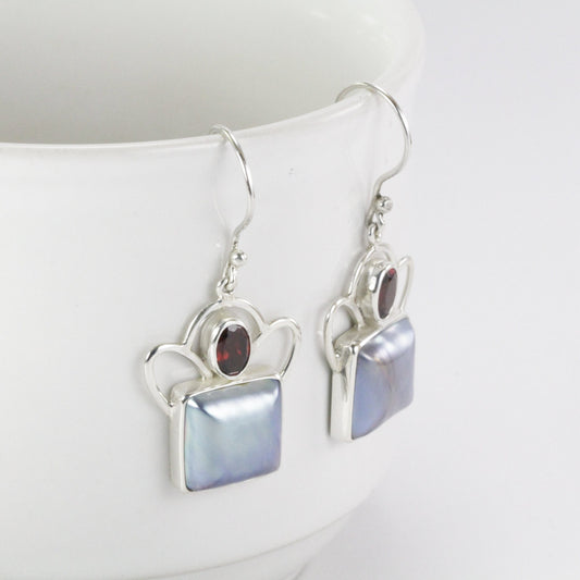 mabe pearl earrings in 925 sterling silver dangle, square pearl earrings with garnet