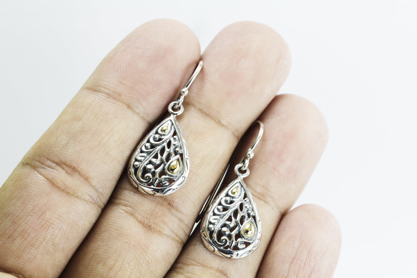 tear drop earrings 925 sterling silver decorated with 18K gold accent and swirl filigree open work