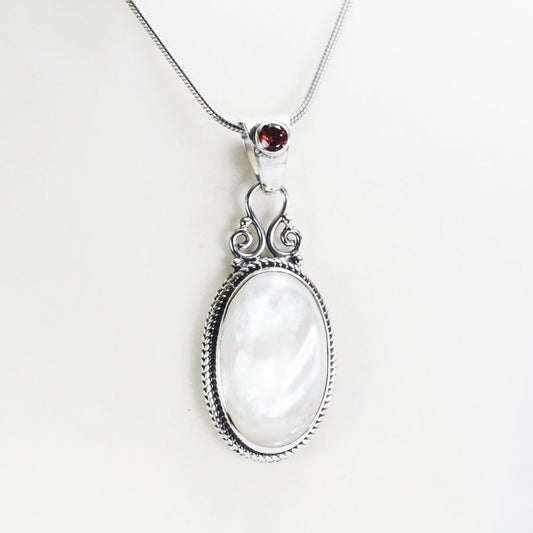 Mother of pearl pendant necklace with genuine red garnet set in 925 sterling silver cable chain rope