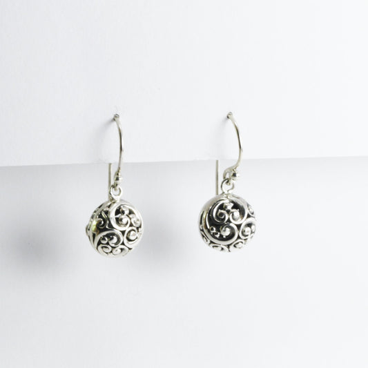 Round earrings dangle drop 925 sterling silver earrings decorated with handcrafted filigree